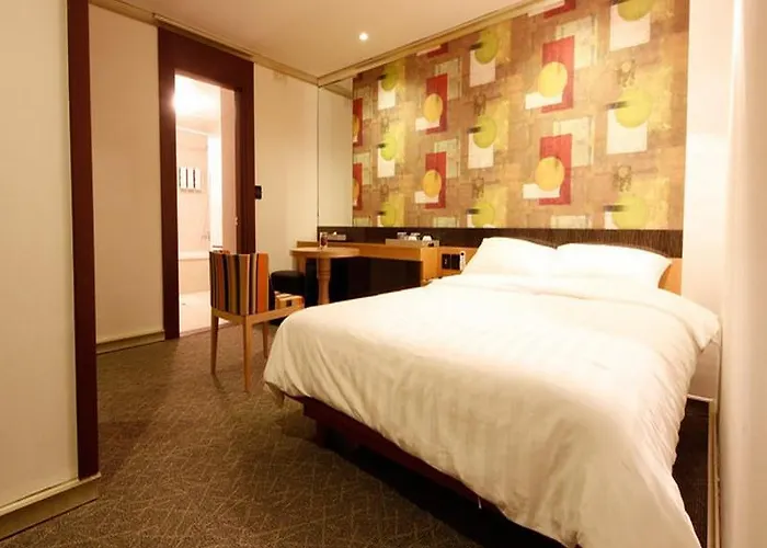 Centro Hotel 2*